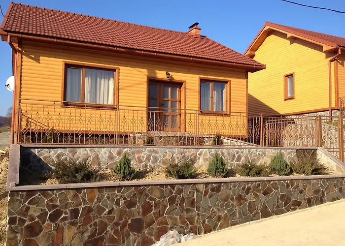 Solnce Karpat Сasa de vacaciones Polyana (Transcarpathia)